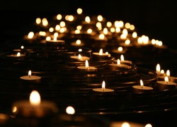 Normal_candlelights-1868525_960_720