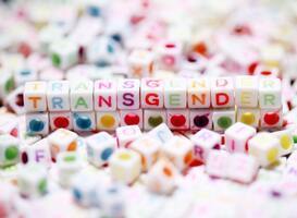 Jonge transgender kopen hormoonbehandelingen online