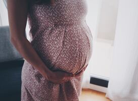 Lichaam vraagt tijdens zwangerschap zo’n 50.000 extra calorieën