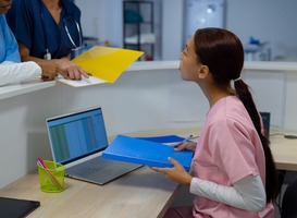Huisartsenketen Co-Med verplicht om patiëntendossiers te delen 