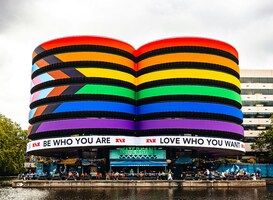 ‘Onbeperkt Samen boot’ met mensen met beperking op Pride Amsterdam