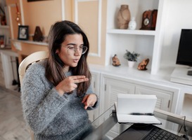 Schrijnende situaties door tekort aan gebarentolken in Nederland