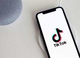 Informatie over ADHD op TikTok klopt niet altijd, maar alleen kritiek doet video’s tekort