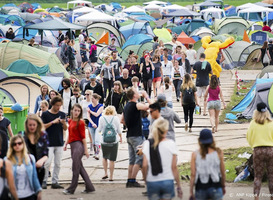 WHO waarschuwt voor apenpokkenvirus nu festivalseizoen weer begint