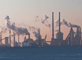 Zorgen over hoge zorgkosten door omwonenden zware industrie